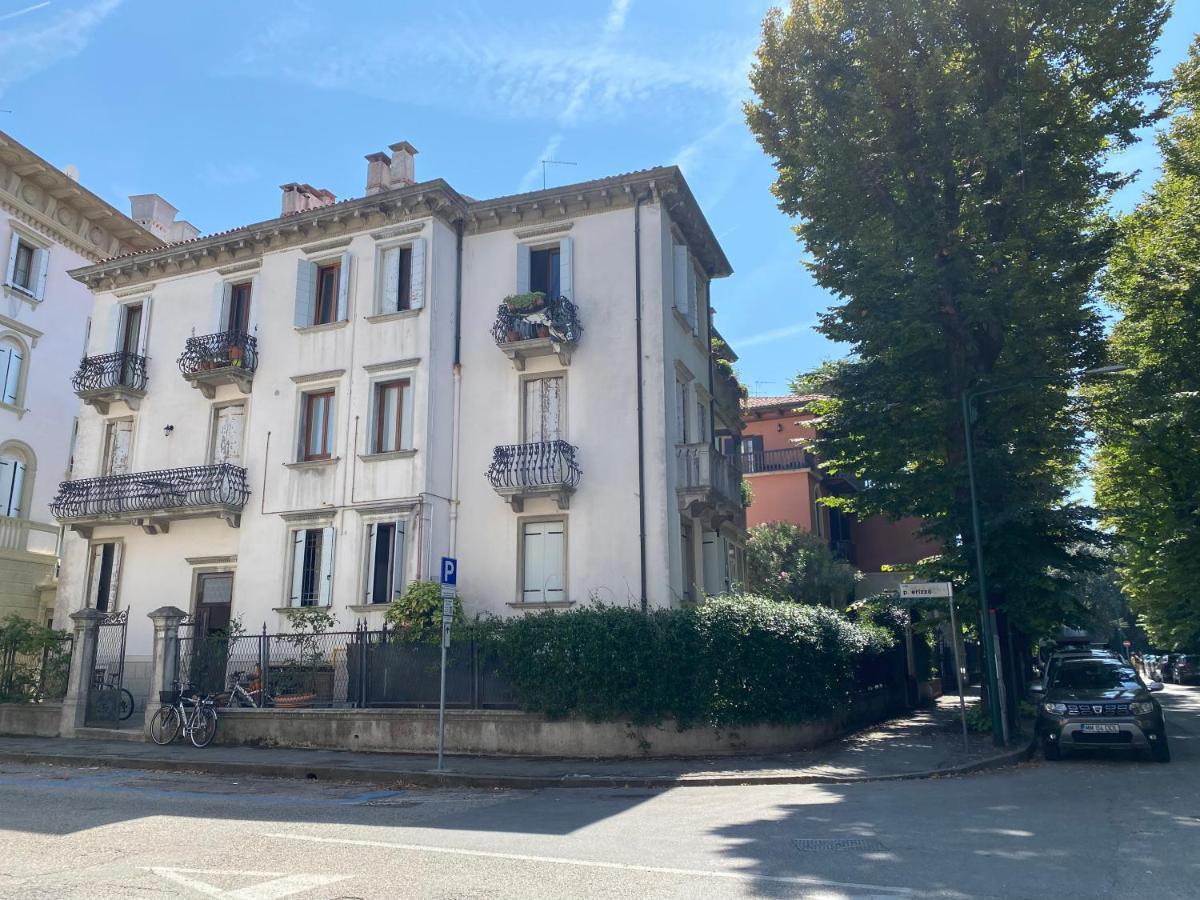 Ca' Yvonne Alloggio A Lido de Venecia Exterior foto